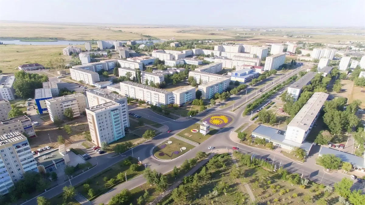 Лисаковскіде жолдарды жүйелі түрде жөндеп, тұрақтар желісін кеңейтуде