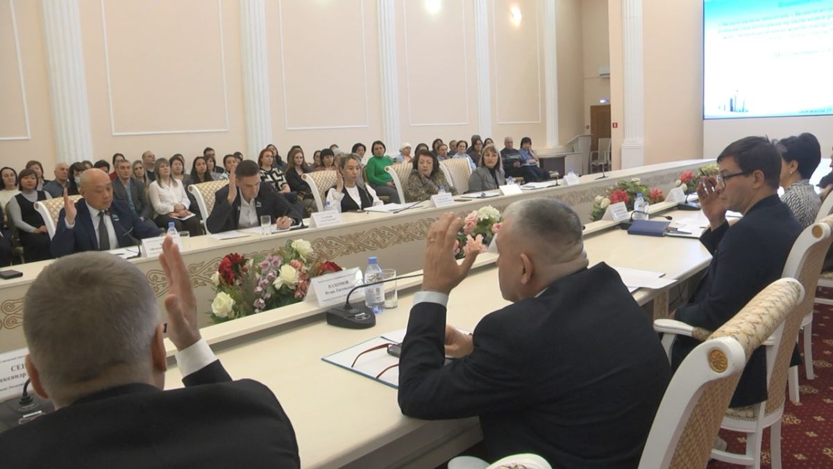 В Лисаковске местная исполнительная и представительская власть против передачи коммунальных объектов в частные руки