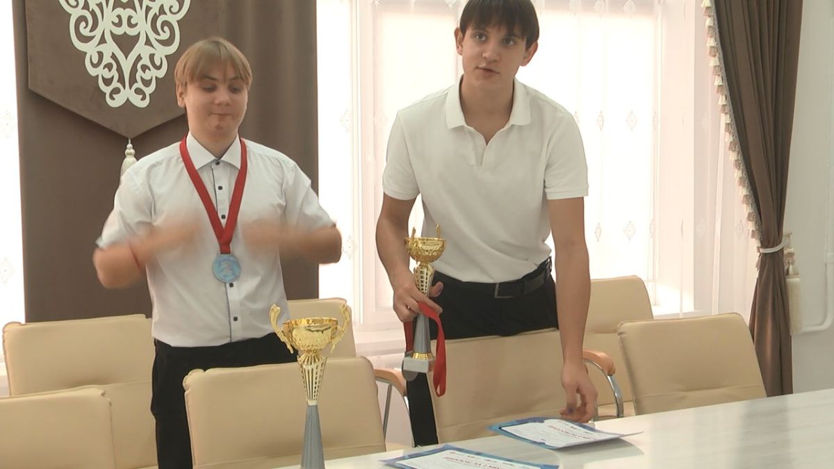 Лисаковские робототехники в числе лучших!