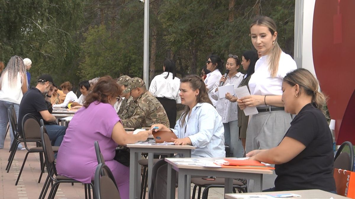 Самые востребованные на рынке труда Лисаковска -  специалисты высшей и средней квалификации