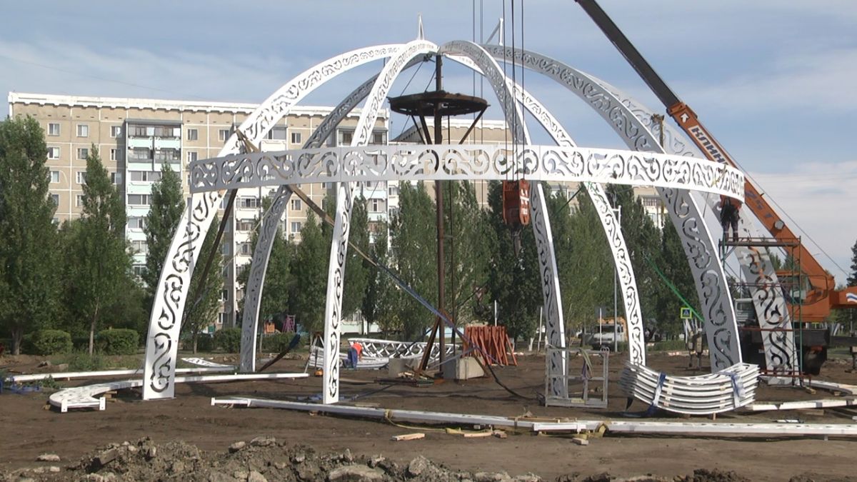 У лисаковцев собственная гордость, вместо Эйфелевой башни - юрта