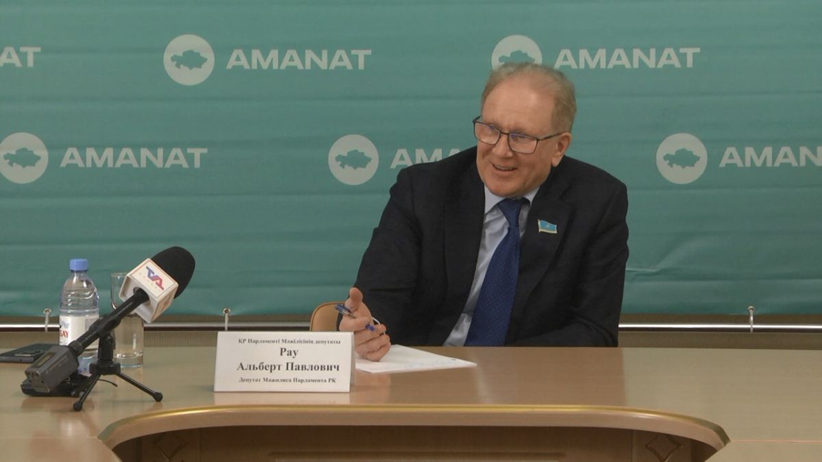 Вице спикер Мажилиса пообщался с журналистами Лисаковска