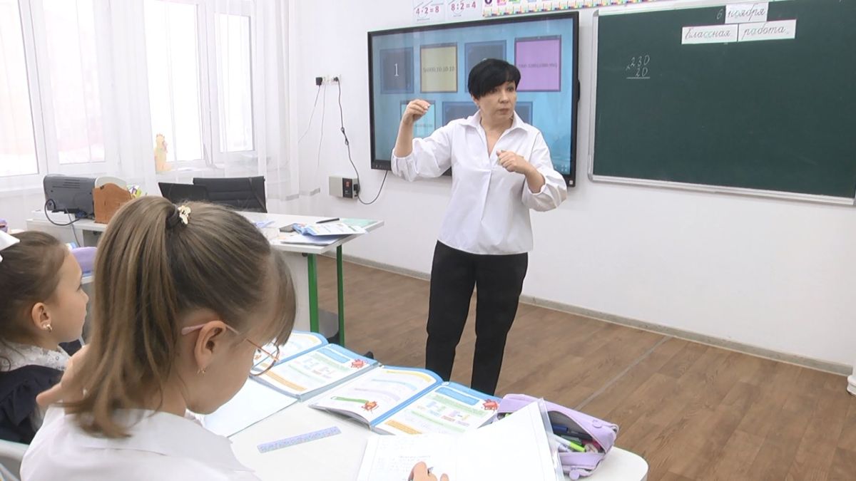 Лучший учитель Казахстана работает в Лисаковске