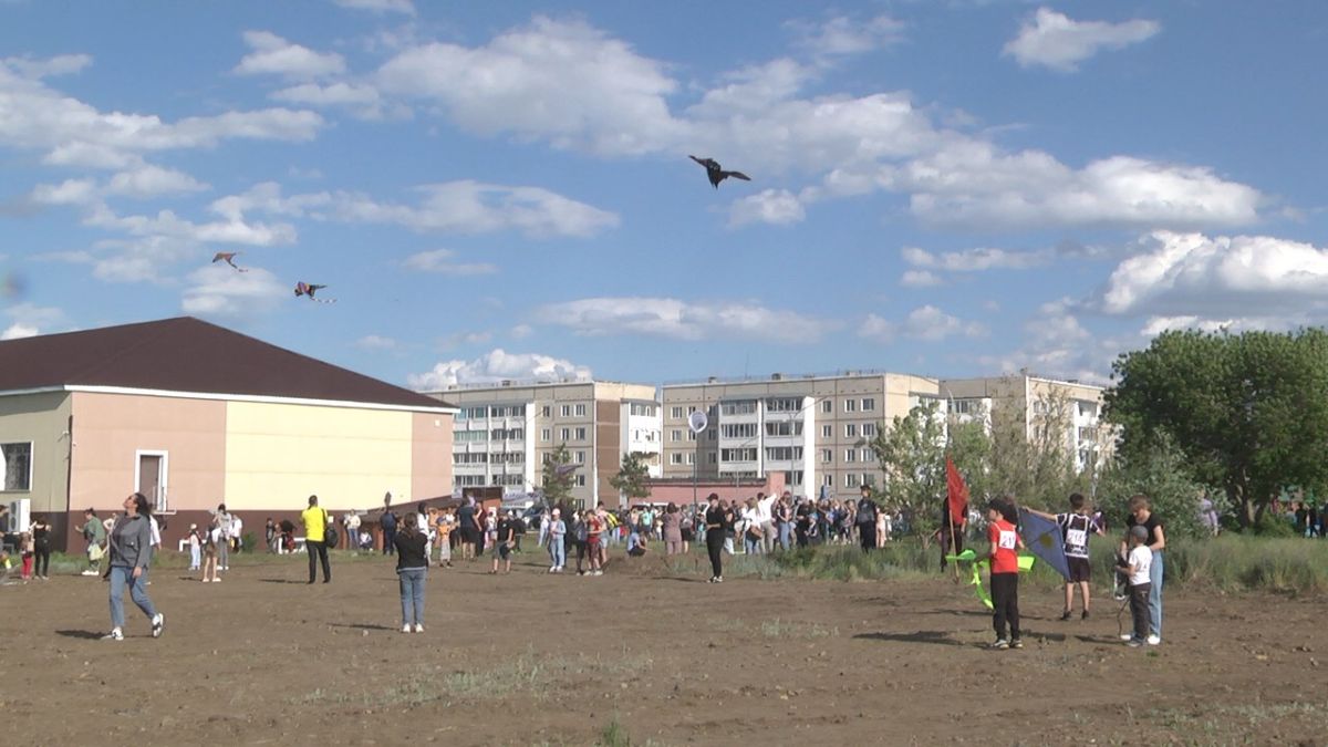 Выше них — только небо.