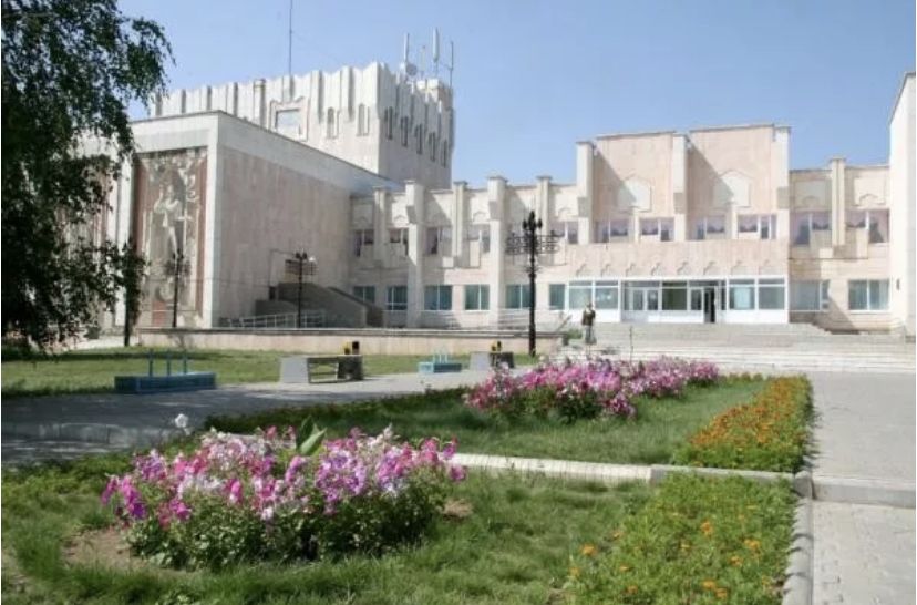 Аким Костанайской области встретился с жителями г.Лисаковска