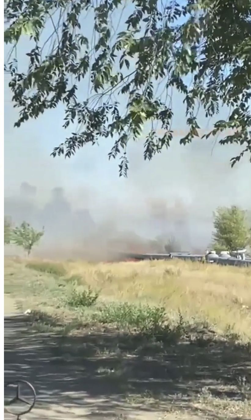 Пожар в районе гаражного кооператива № 1